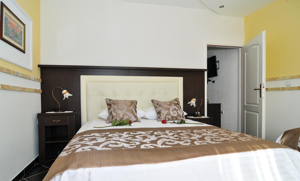 Apartments Scepanovic Tivat Exterior photo