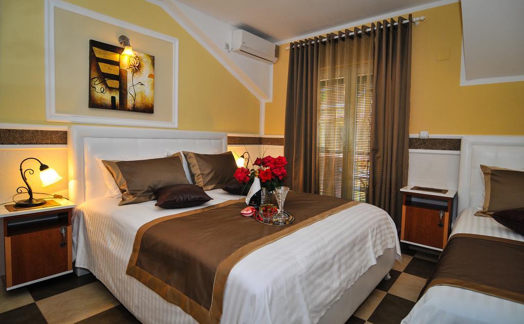 Apartments Scepanovic Tivat Exterior photo