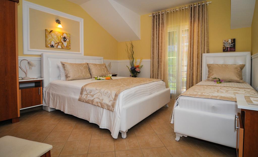Apartments Scepanovic Tivat Exterior photo