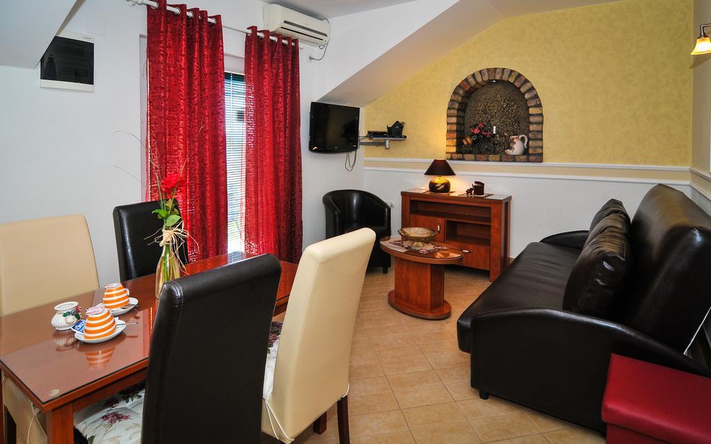 Apartments Scepanovic Tivat Exterior photo