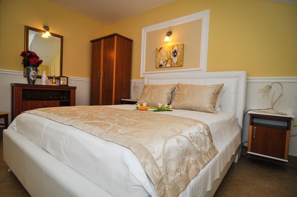 Apartments Scepanovic Tivat Exterior photo